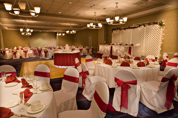 Government Offer meetings Business Corporate Downtown Dayton Hotels Lodging Accommodations Budget * Indoor Pool Restaurant Doubletree Property Airport * Business Government Discount Free Night Hotels Motels Dayton Ohio